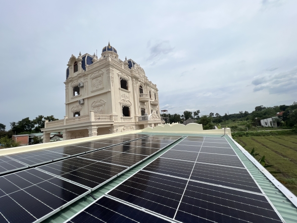 Điện mặt trời lưu trữ 16kW - Thiết Bị Năng Lượng Mặt Trời Phúc Nguyễn - Công Ty TNHH Phúc Nguyễn Solar